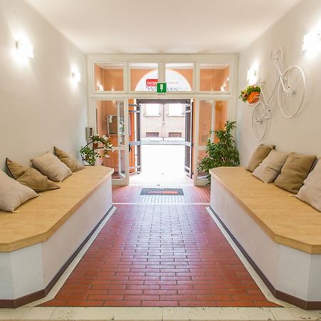 Student'S Hostel Estense フェラーラ エクステリア 写真