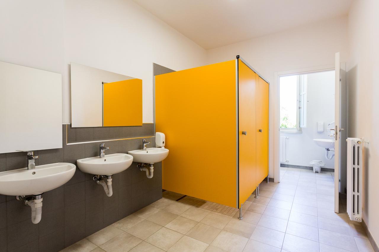 Student'S Hostel Estense フェラーラ エクステリア 写真