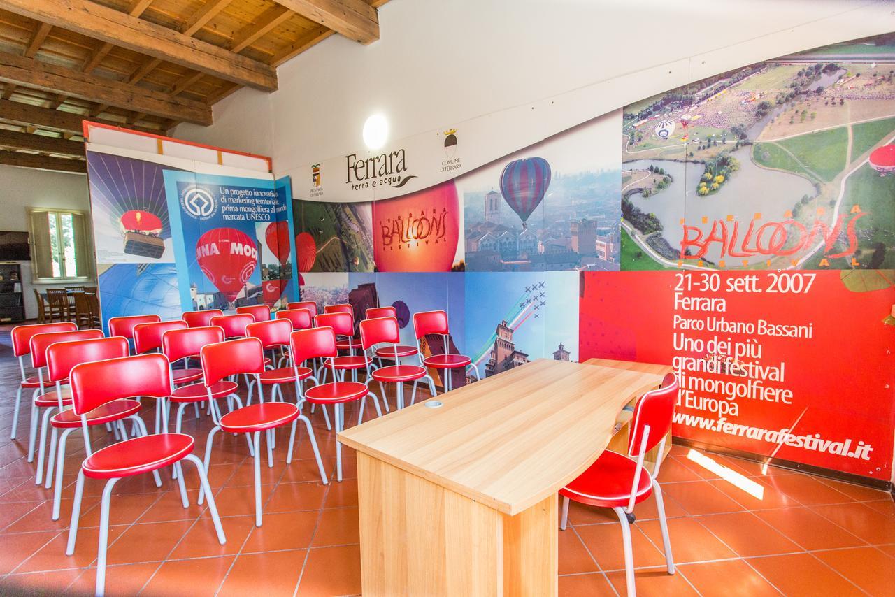 Student'S Hostel Estense フェラーラ エクステリア 写真